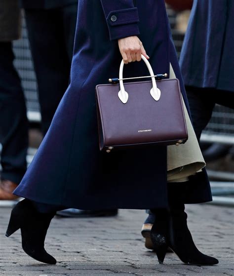 meghan markle handbag brands.